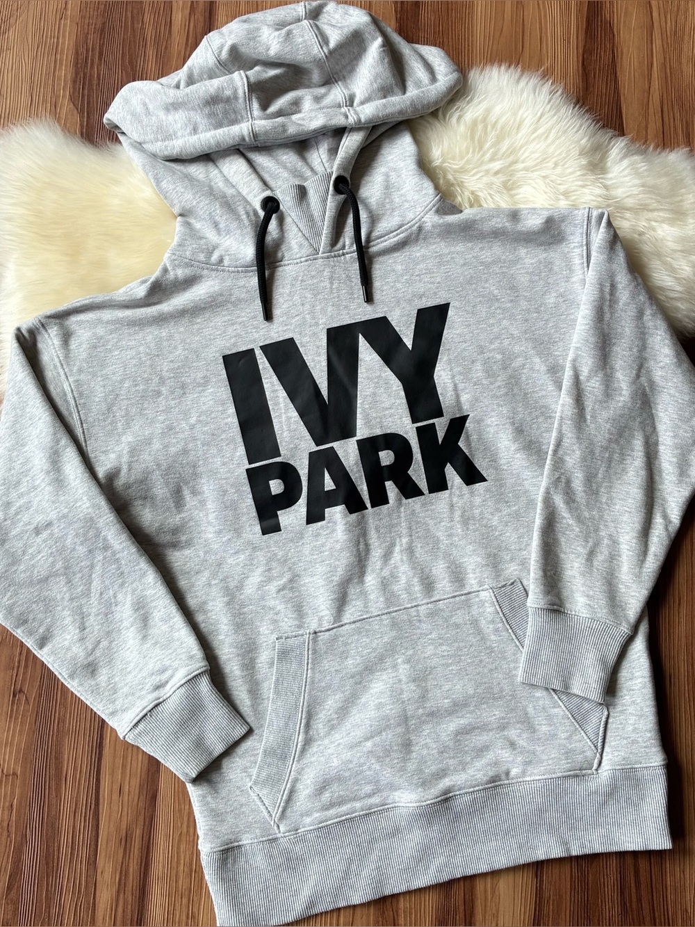 Ivy Park Grey Oversized Hooded Sweater • Size XS